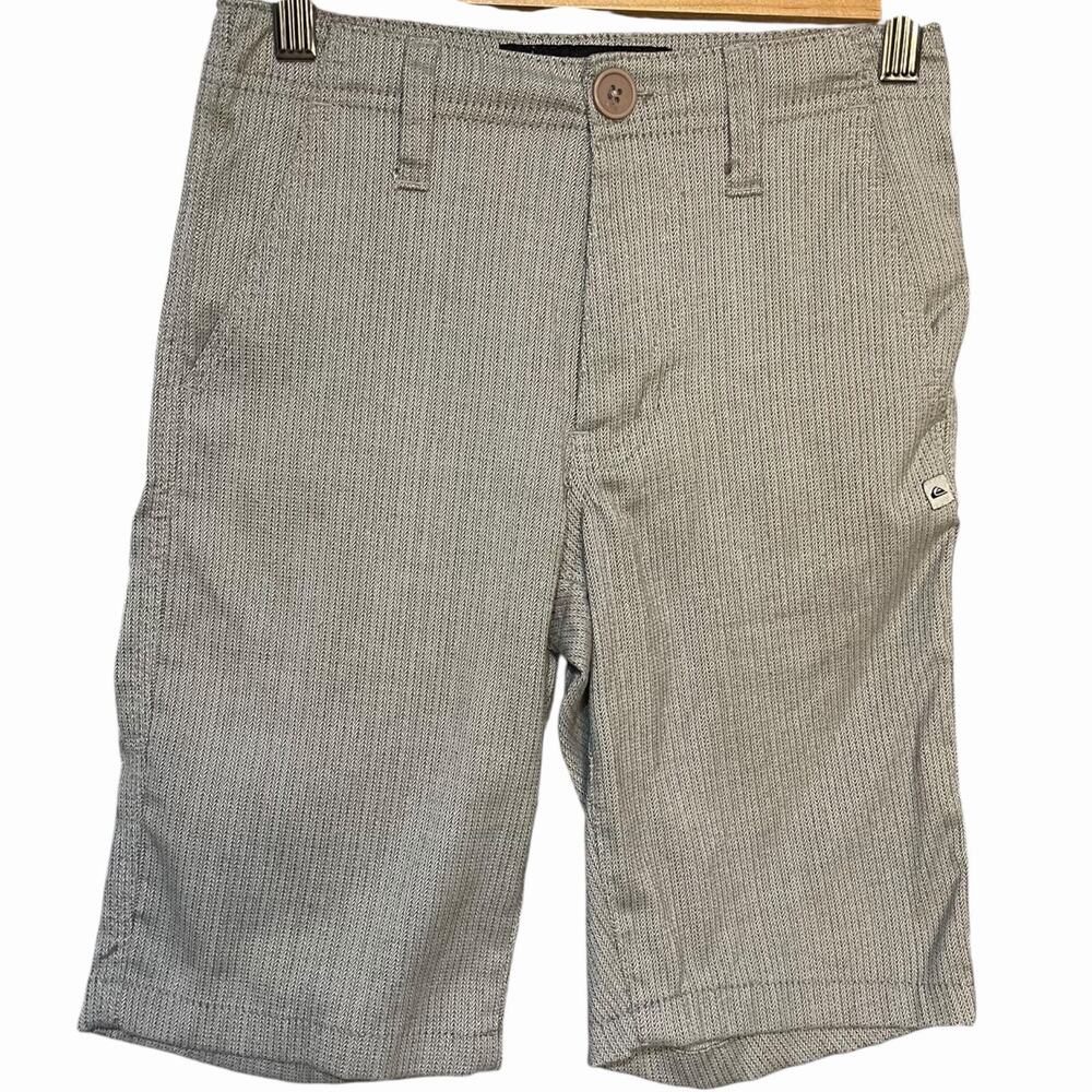 Quicksilver Cargo Shorts Boys 23 Gray Pockets Preppy Casual Button Logo Beachy